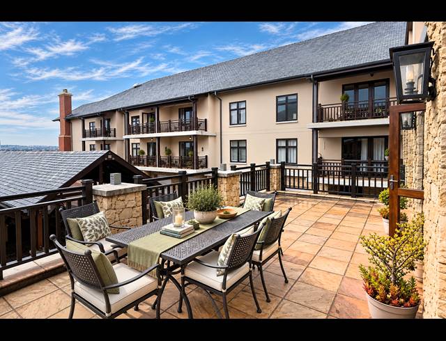 1 BEDROOM APARTMENT FOR SALE IN WATERFALL HILLS MATURE LIFESTYLE ESTATE